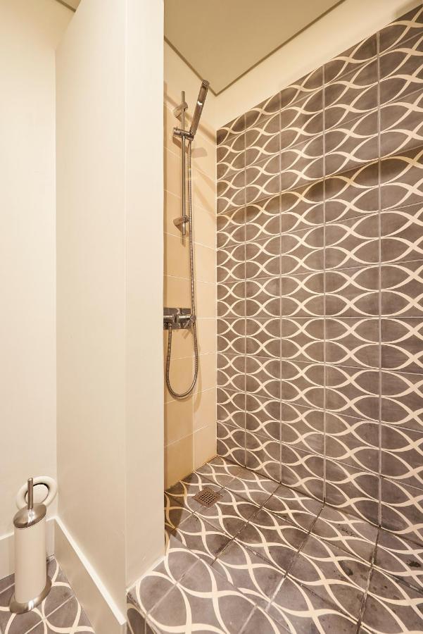 Modern Bica Dos Olhos Apartment Lisbon